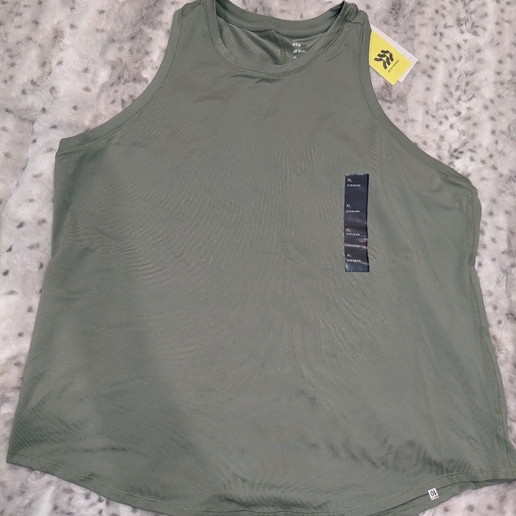 All In Motion Workout Tank - Picture 4 of 4